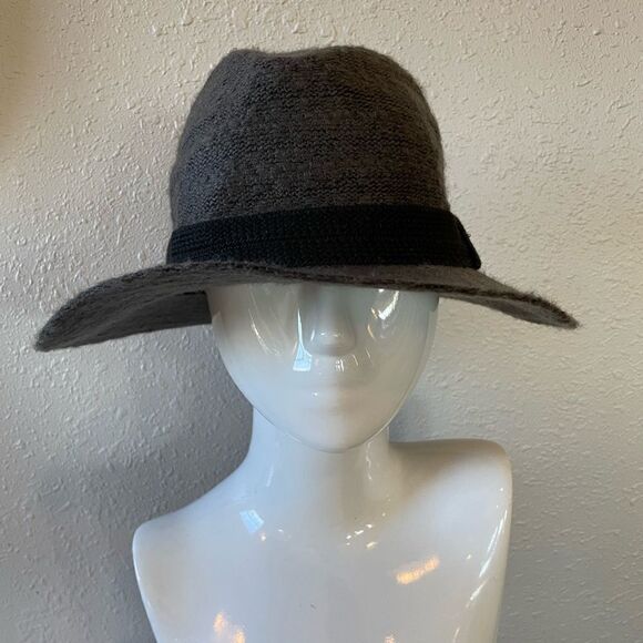 BP Floppy Gray Hat EUC - Picture 1 of 8